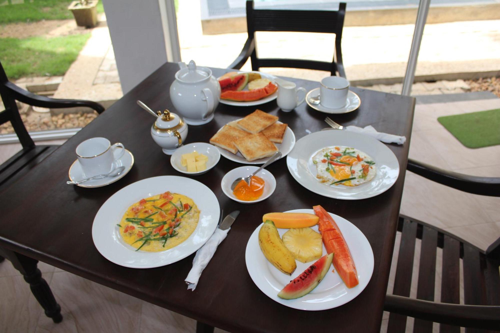 Prana Beach Hotel Ex Guli ヒッカドゥワ エクステリア 写真