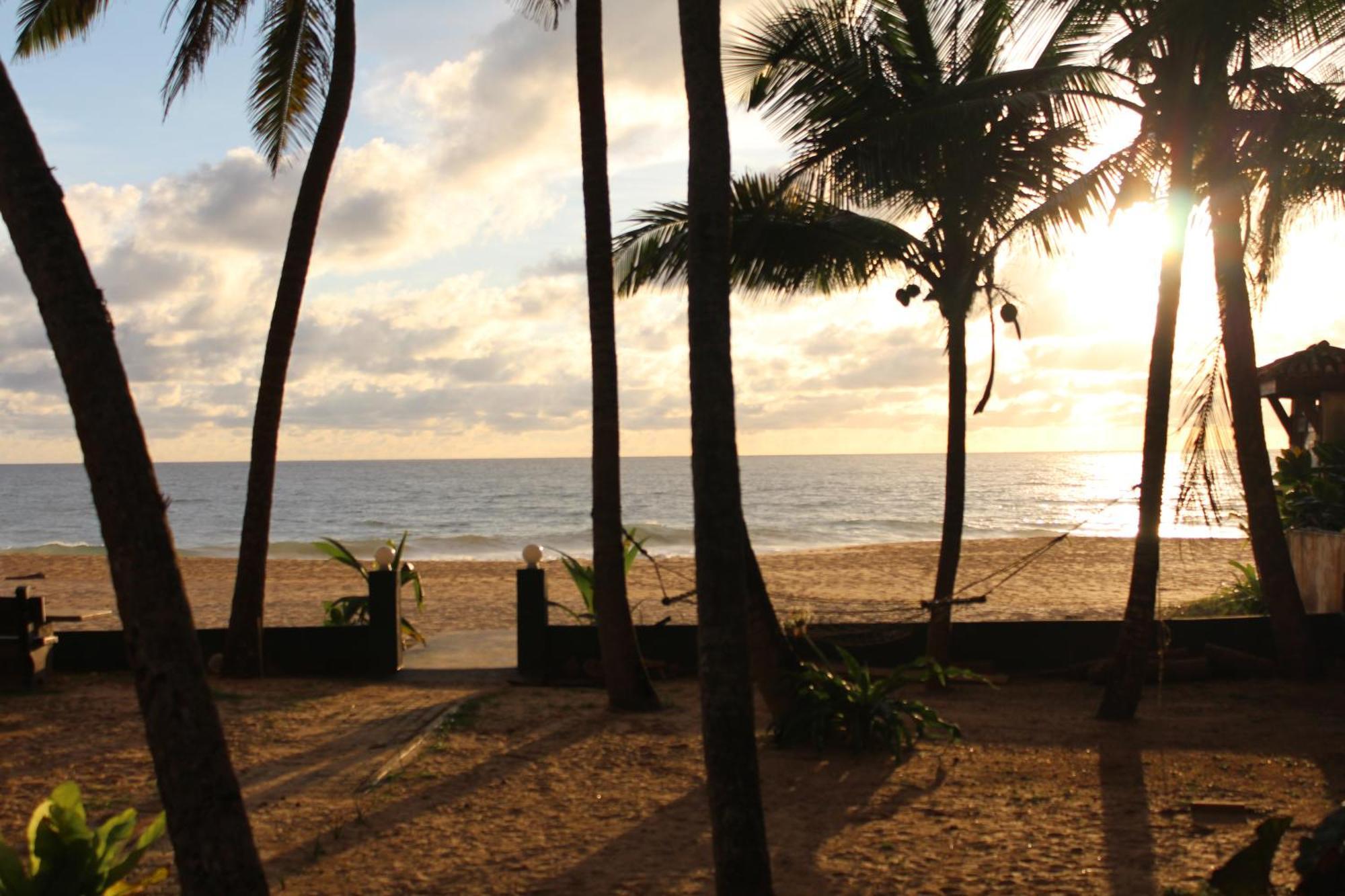 Prana Beach Hotel Ex Guli ヒッカドゥワ エクステリア 写真