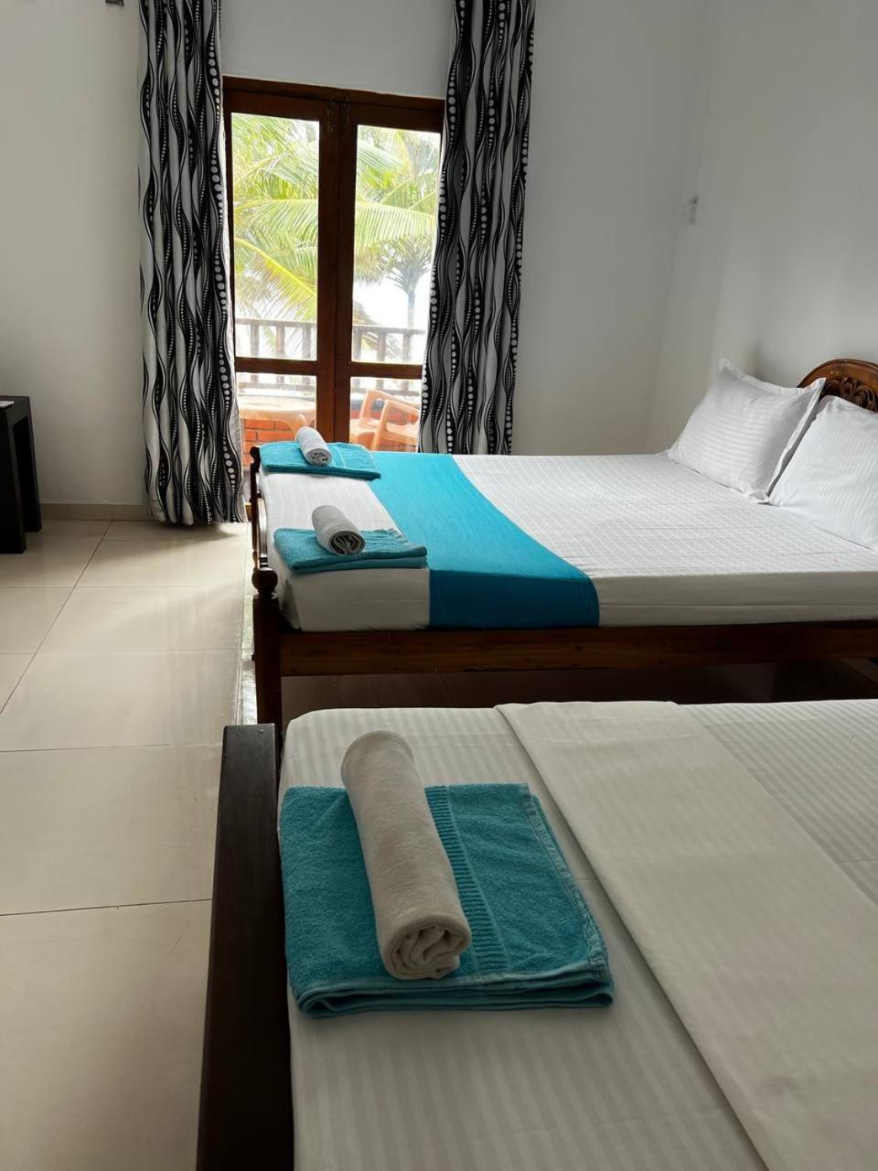 Prana Beach Hotel Ex Guli ヒッカドゥワ エクステリア 写真