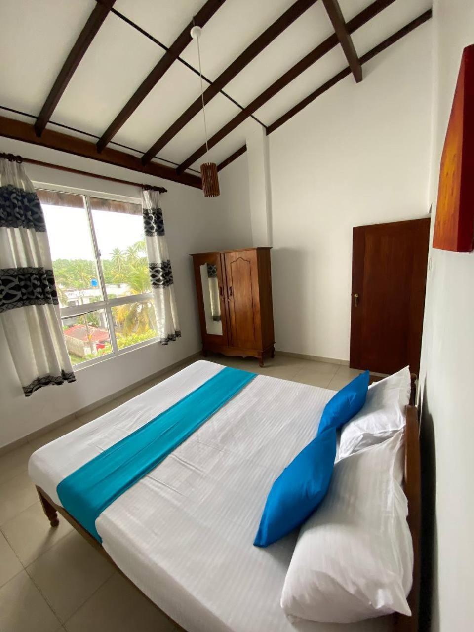 Prana Beach Hotel Ex Guli ヒッカドゥワ エクステリア 写真