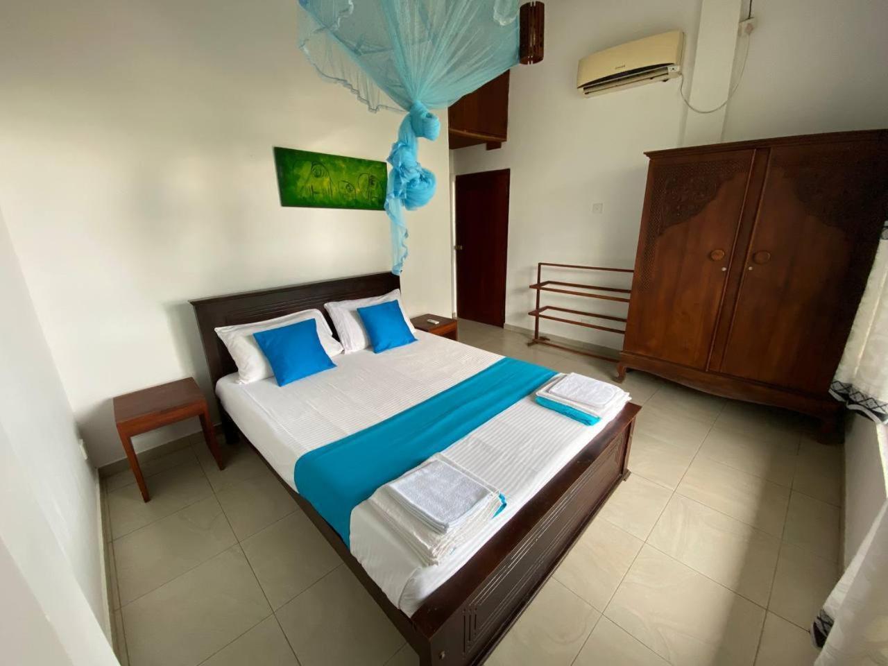 Prana Beach Hotel Ex Guli ヒッカドゥワ エクステリア 写真